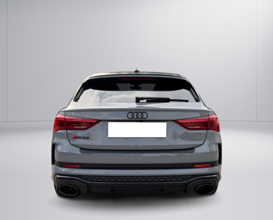Audi RS Q3 Sportback quattro (4)