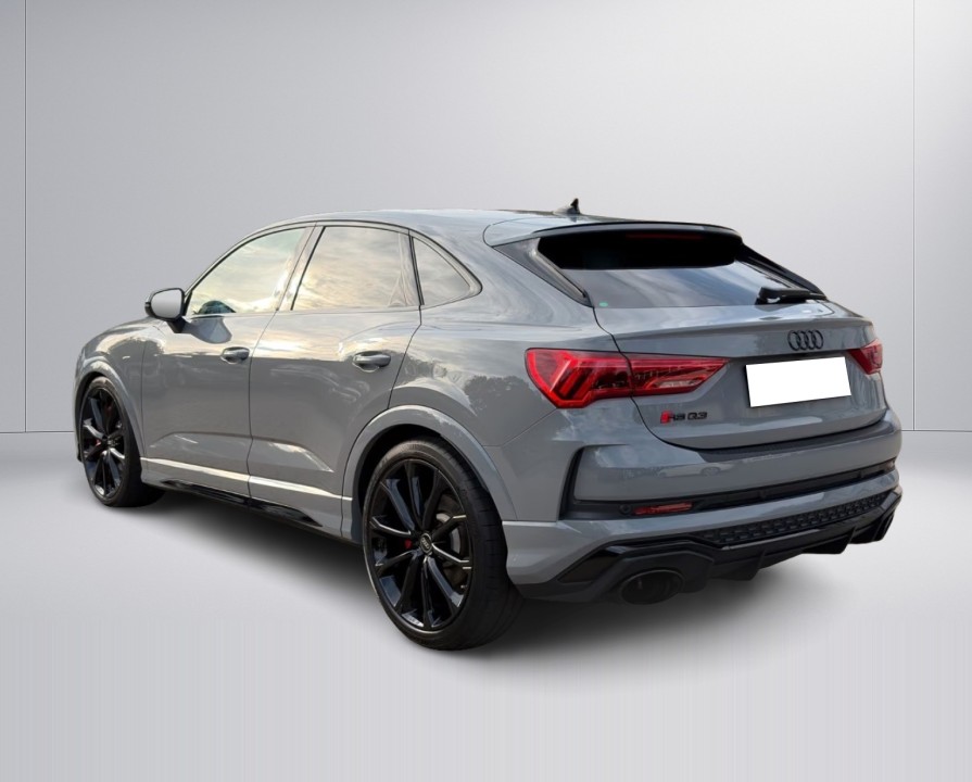 Audi RS Q3 Sportback quattro (5)