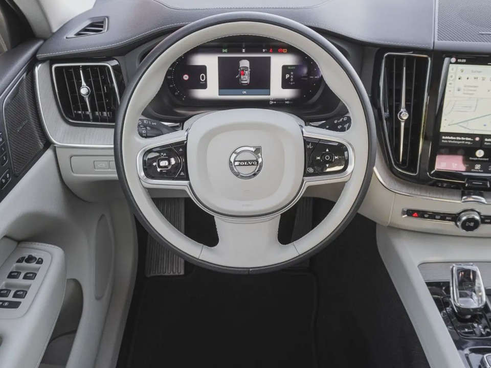Volvo XC60 T8 AWD Ultra Bright - foto 9