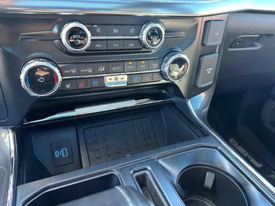 Ford F150 Lariat - foto 16