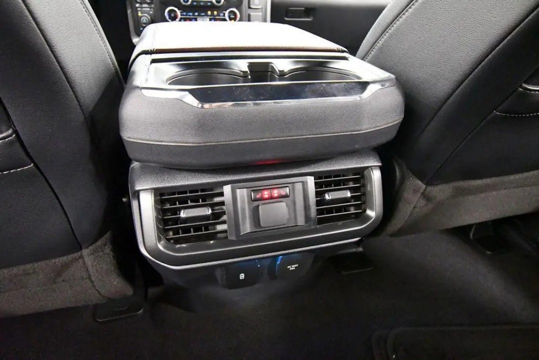 Ford F150 Lariat - foto 24