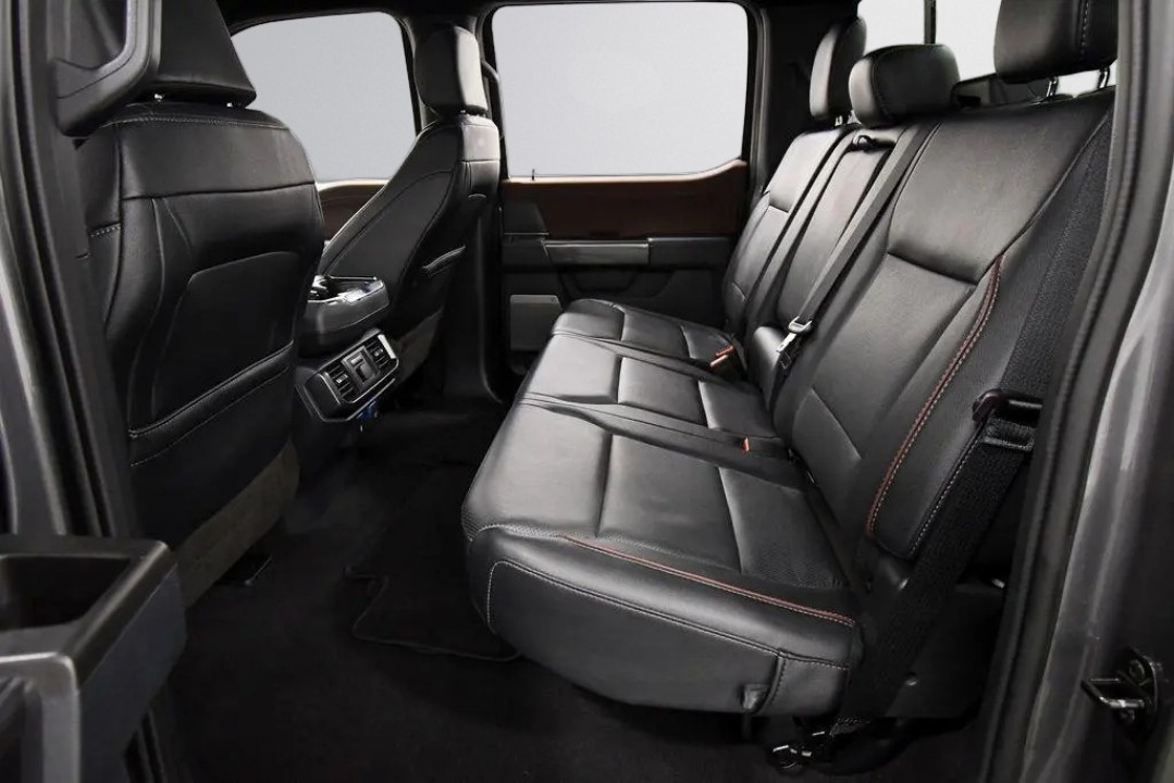 Ford F150 Lariat - foto 10