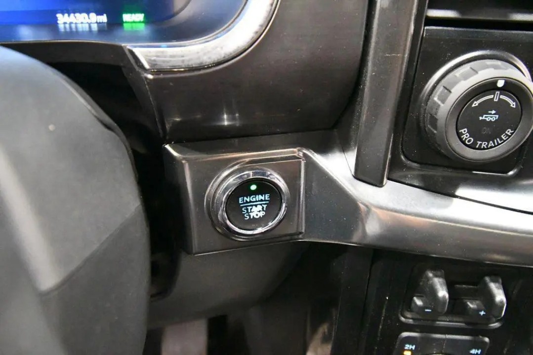 Ford F150 Lariat - foto 19