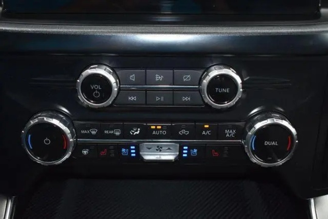 Ford F150 Limited - foto 19