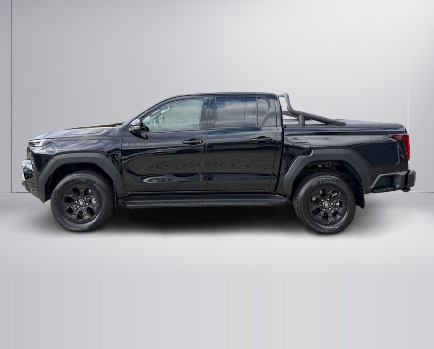 Toyota Hilux Invincible - foto 7
