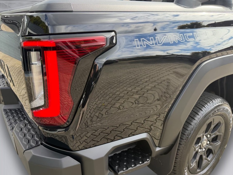Toyota Hilux Invincible - foto 45