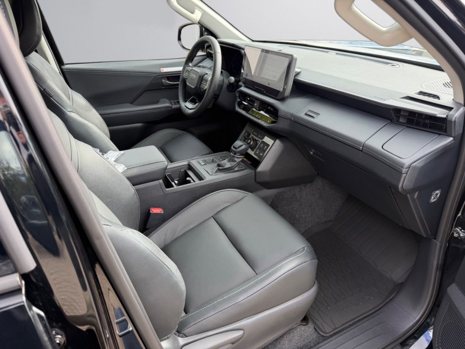 Toyota Hilux Invincible - foto 13
