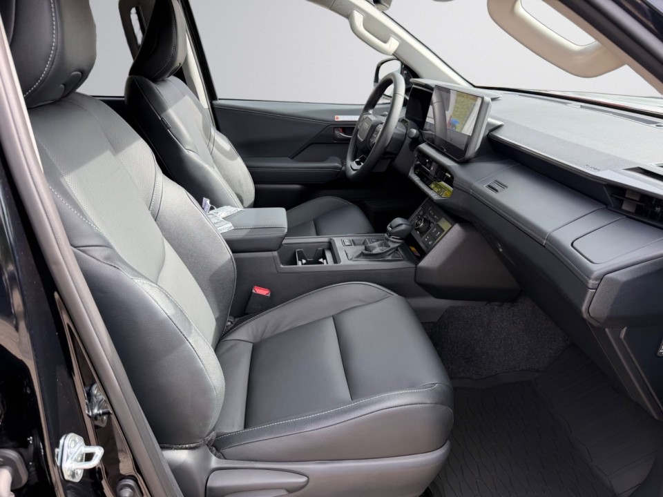 Toyota Hilux Invincible - foto 14