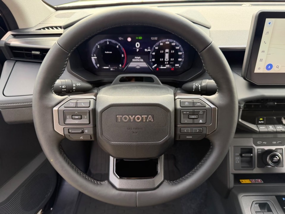 Toyota Hilux Invincible - foto 9
