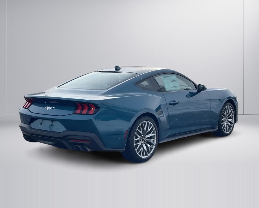 Ford Mustang - foto 6