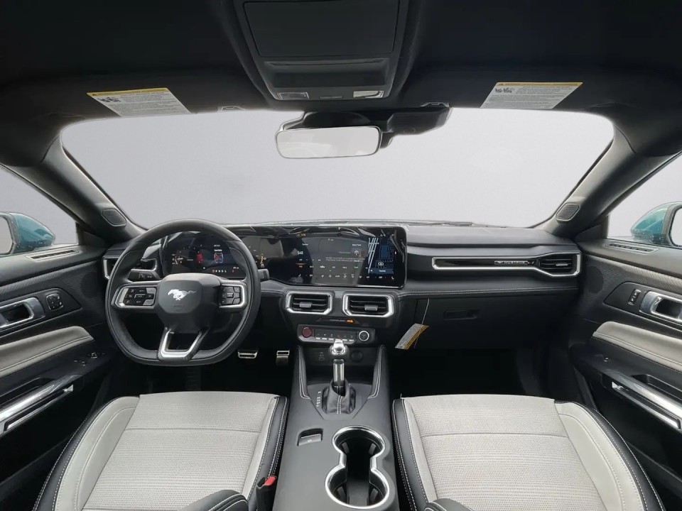 Ford Mustang - foto 19