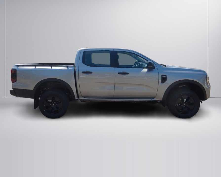 Ford Ranger XLT Double Cab PHEV e-4WD (2)