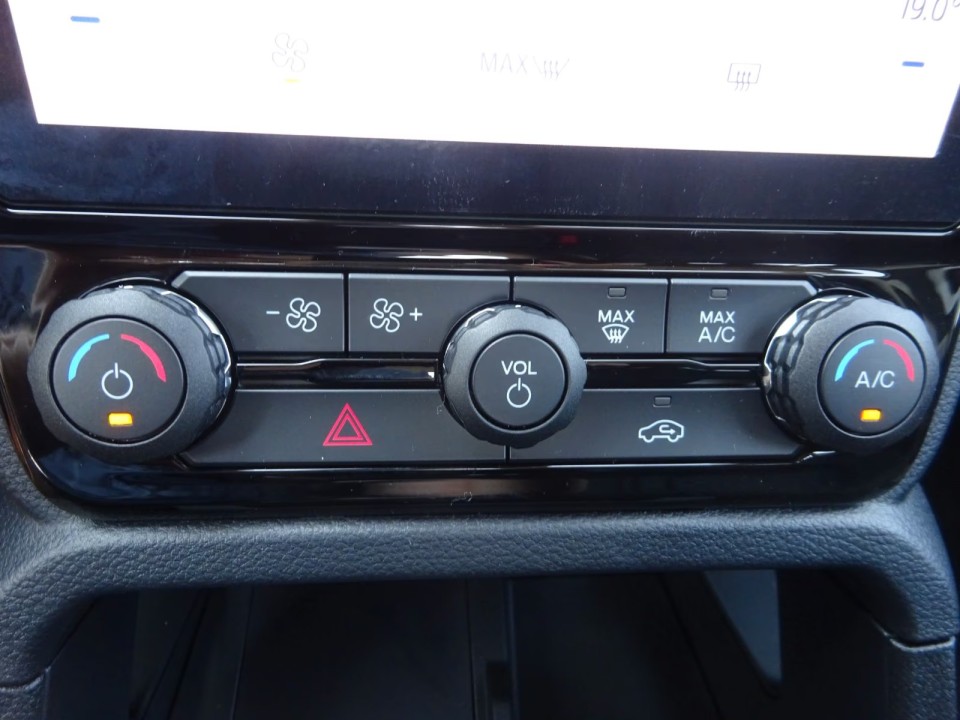 Ford Ranger XLT Double Cab PHEV e-4WD - foto 18