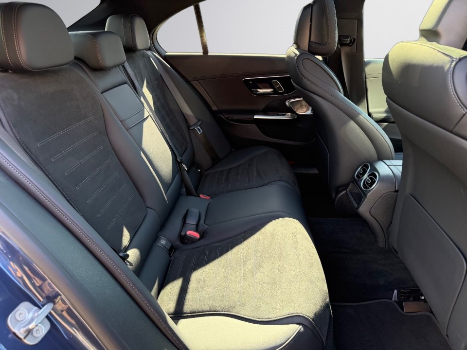 Mercedes-Benz C Limousine 300e 4MATIC AMG Line Night Package - foto 15