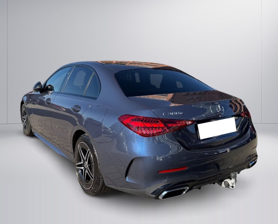 Mercedes-Benz C Limousine 300e 4MATIC AMG Line Night Package (5)