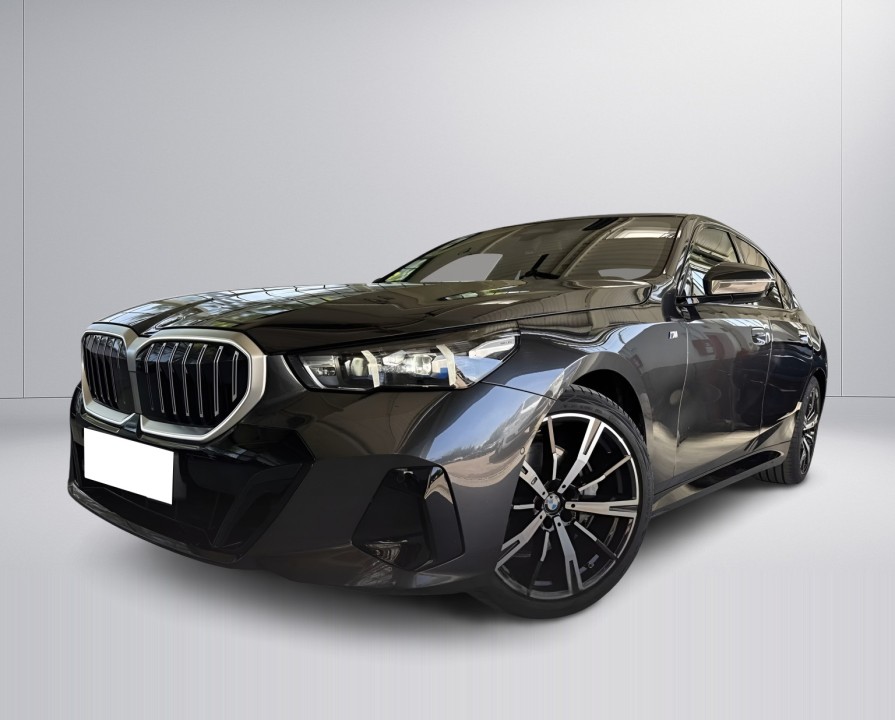 BMW Seria 5 540d xDrive M-Sport - foto 6