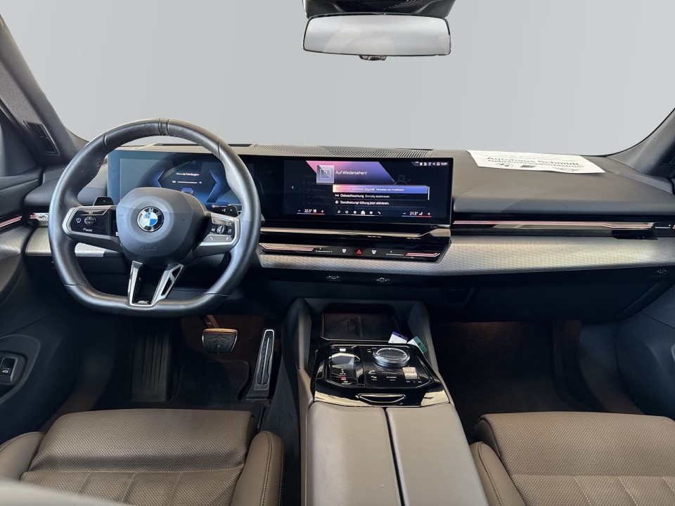 BMW Seria 5 540d xDrive M-Sport - foto 7