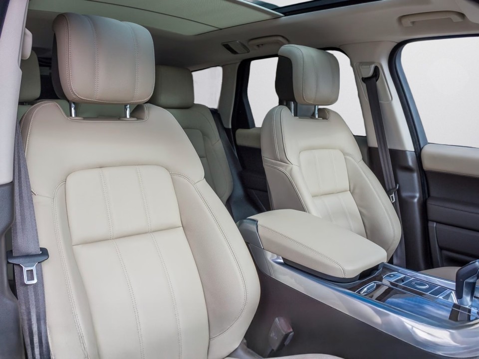 Land Rover Range Rover Sport D250 SE - foto 18