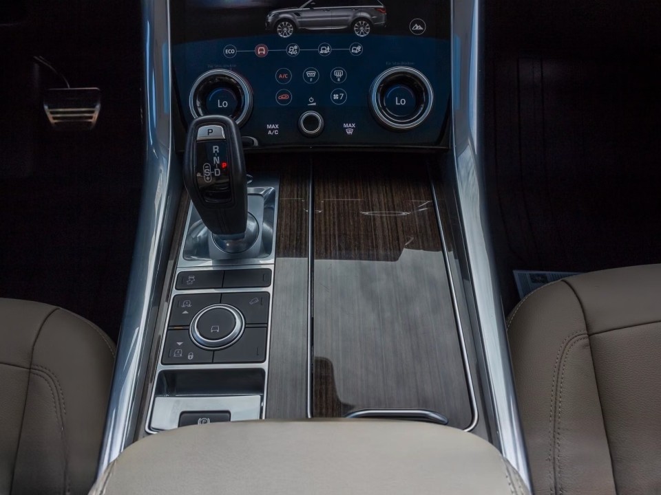 Land Rover Range Rover Sport D250 SE - foto 15