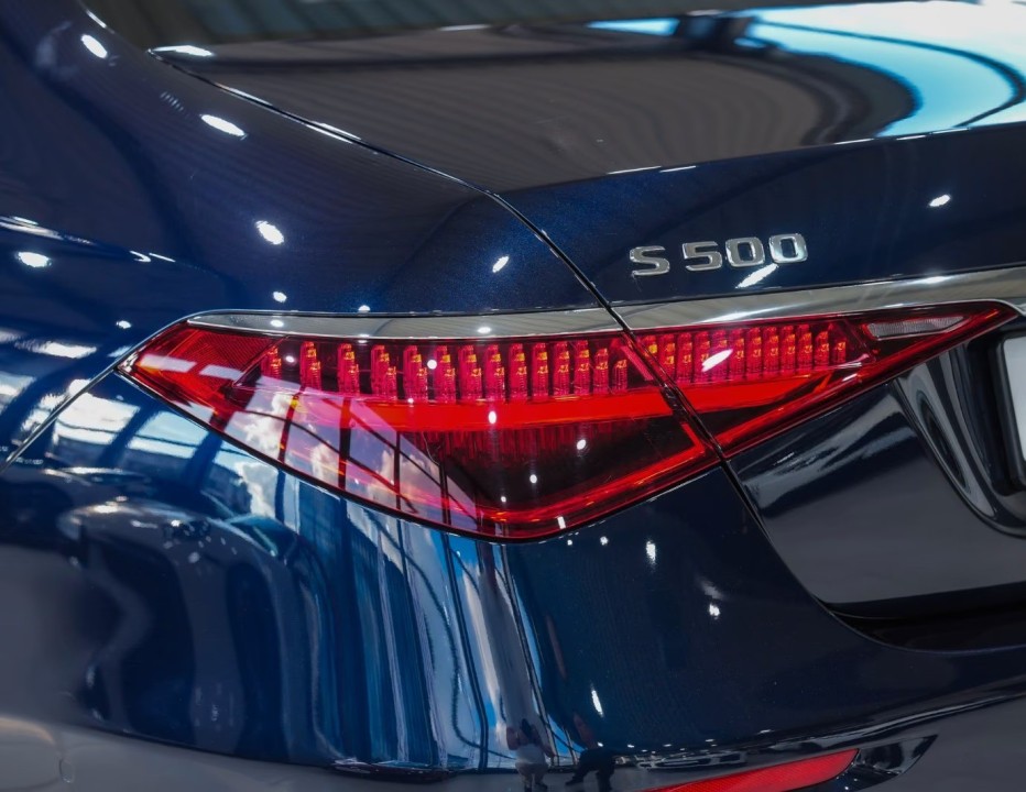Mercedes-Benz S 500 4MATIC AMG Line - foto 27