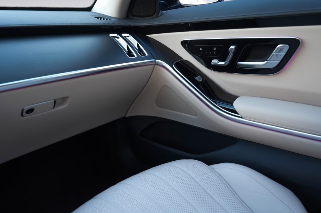 Mercedes-Benz S 500 4MATIC AMG Line - foto 24