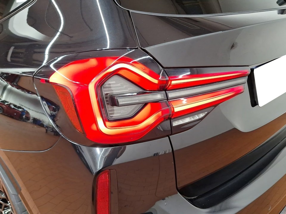 BMW X3 M Competition - foto 18