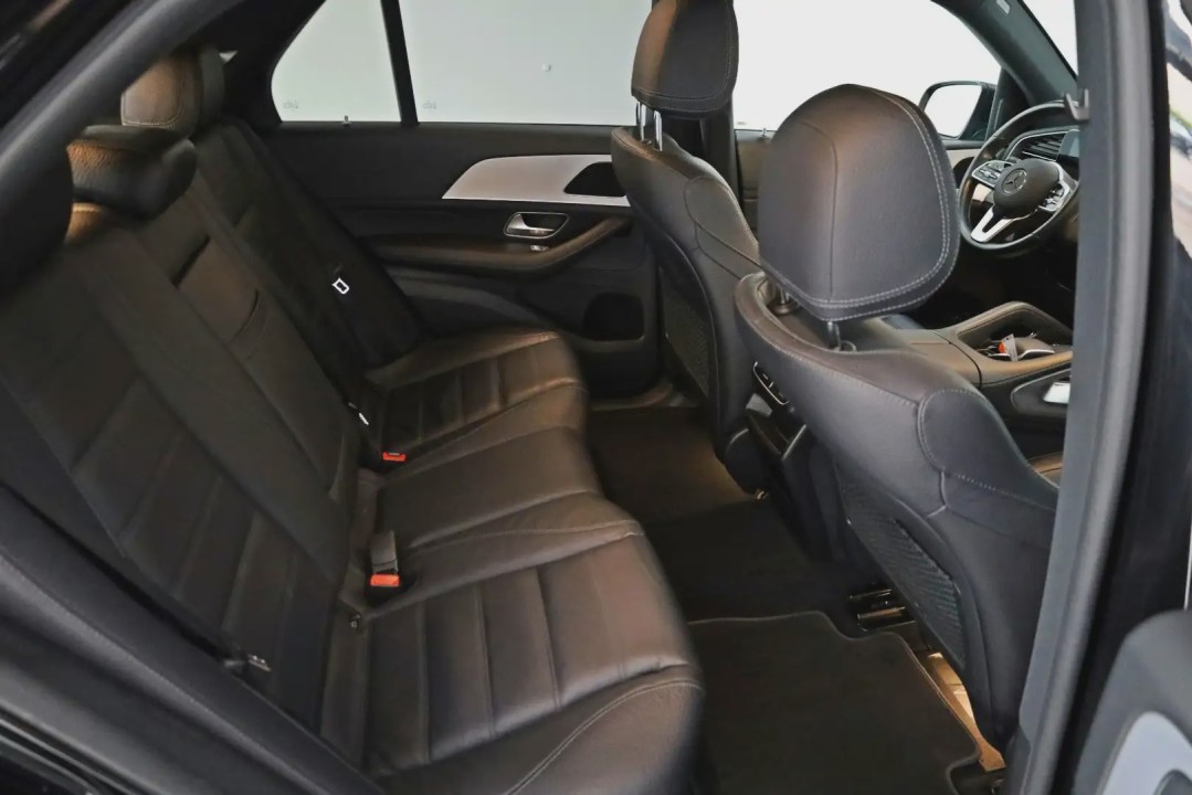 Mercedes-Benz GLE 350de 4MATIC - foto 12