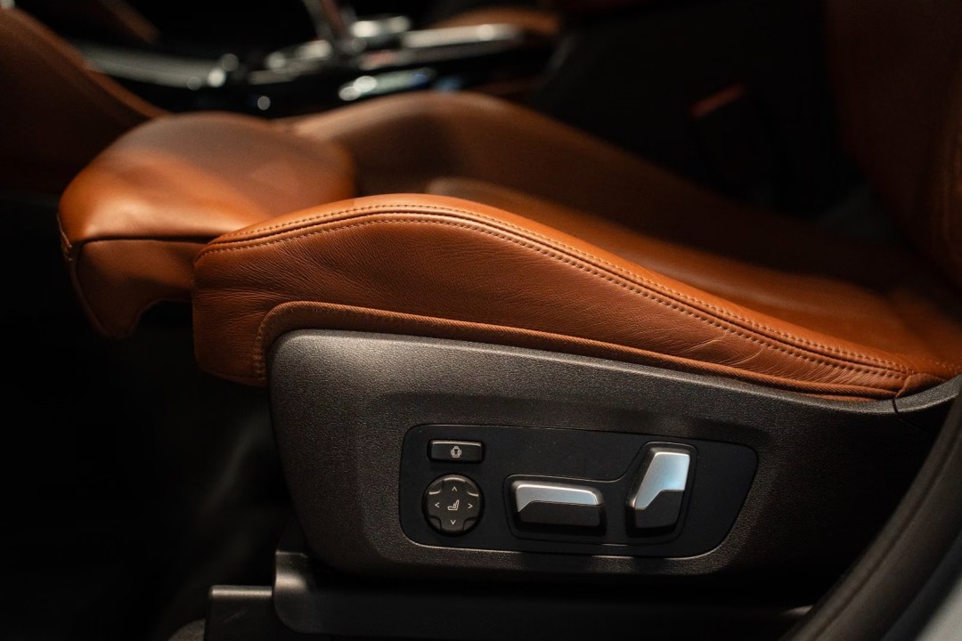 BMW X3 M Competition - foto 18
