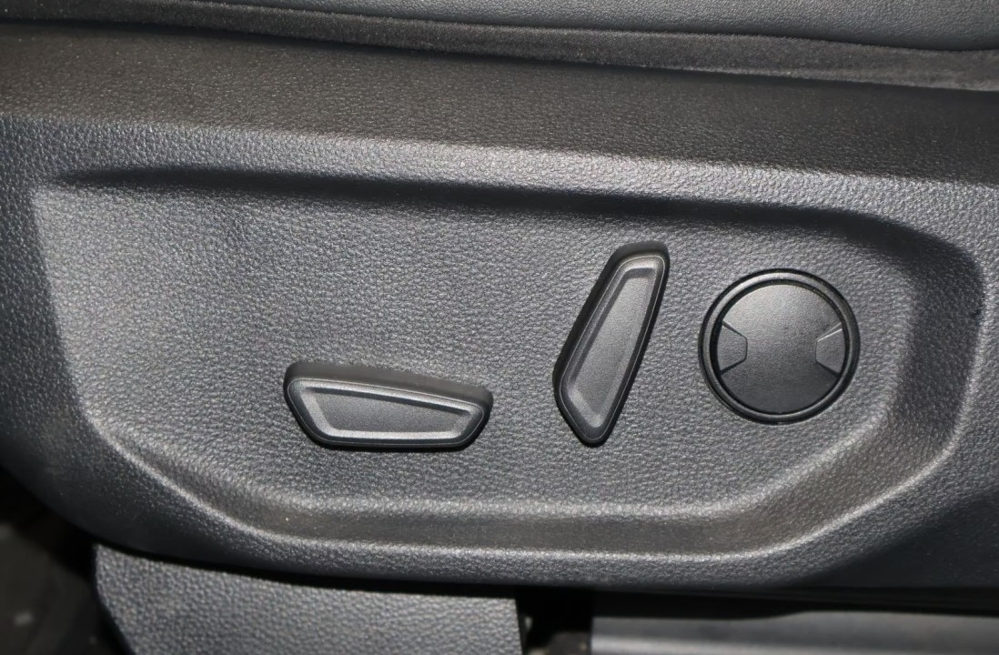 Volkswagen Amarok 3.0TDI DSG - foto 17