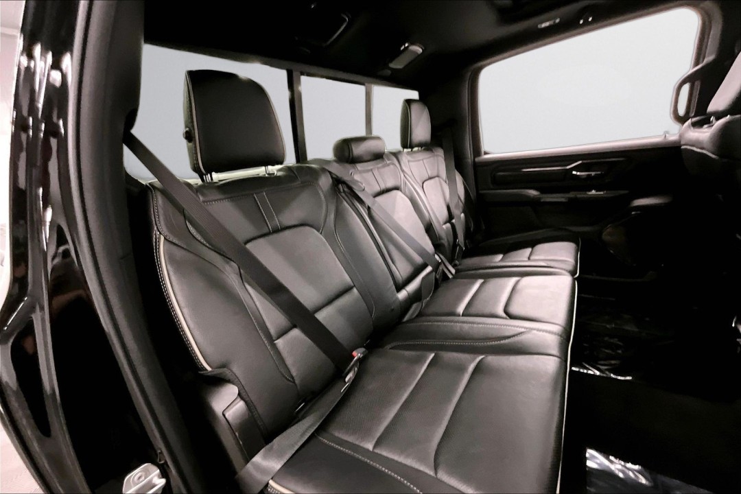 Dodge RAM 1500 Limited - foto 13