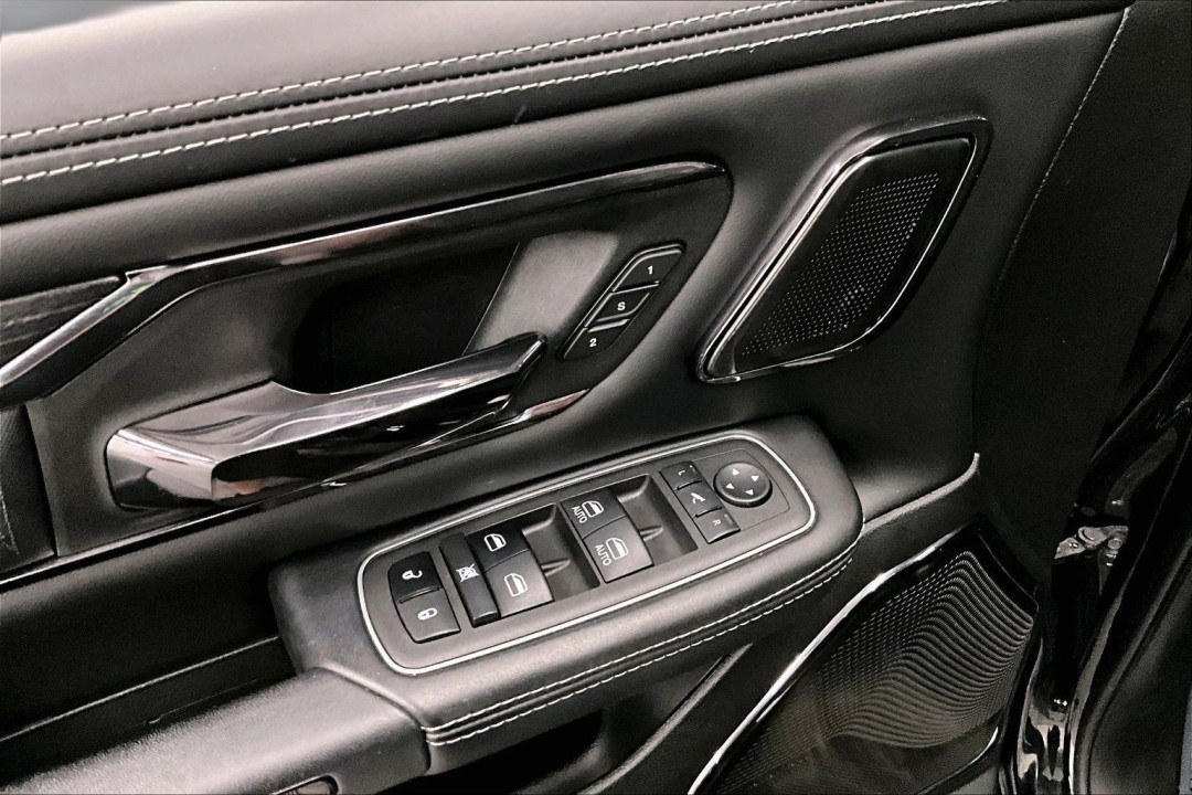 Dodge RAM 1500 Limited - foto 21