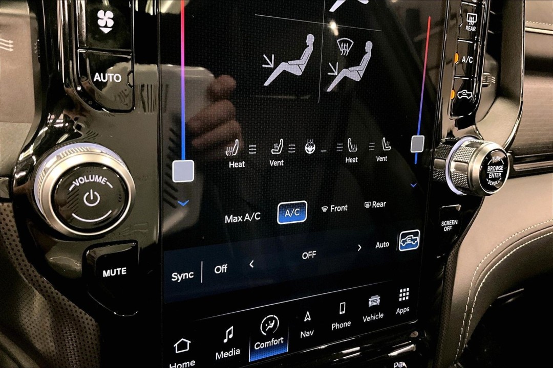 Dodge RAM 1500 Limited - foto 24