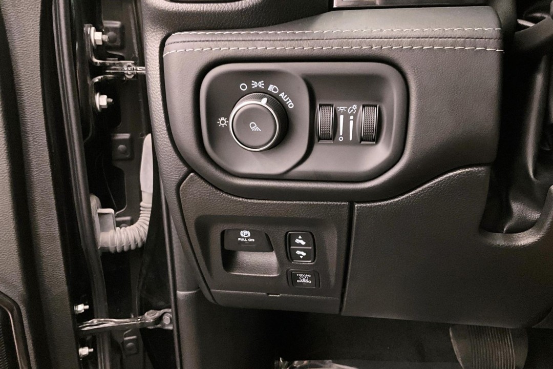 Dodge RAM 1500 Limited - foto 25