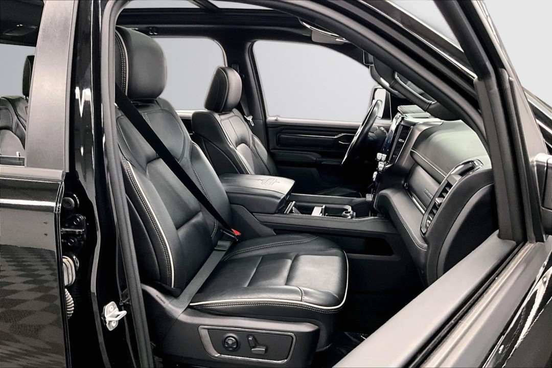 Dodge RAM 1500 Limited - foto 12