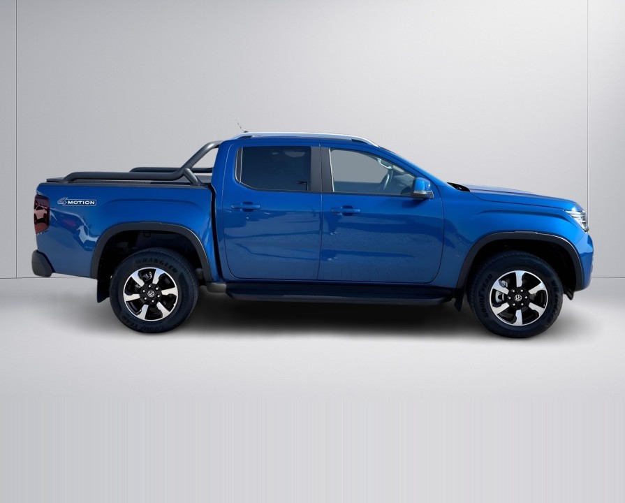 Volkswagen Amarok Life 2.0TDI (2)