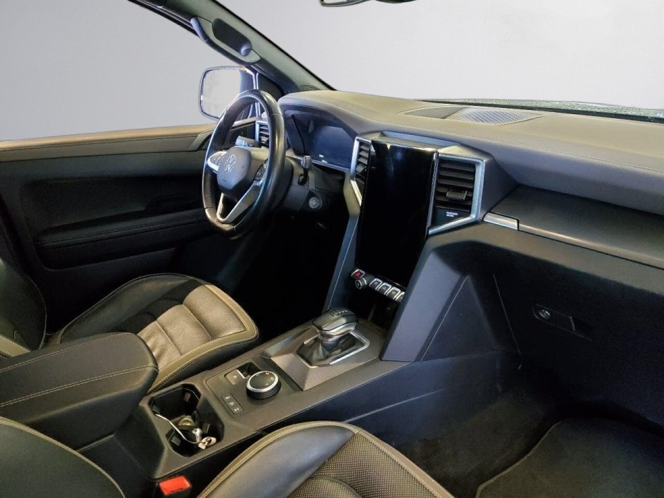 Volkswagen Amarok Aventura 3.0TDI DSG (3)
