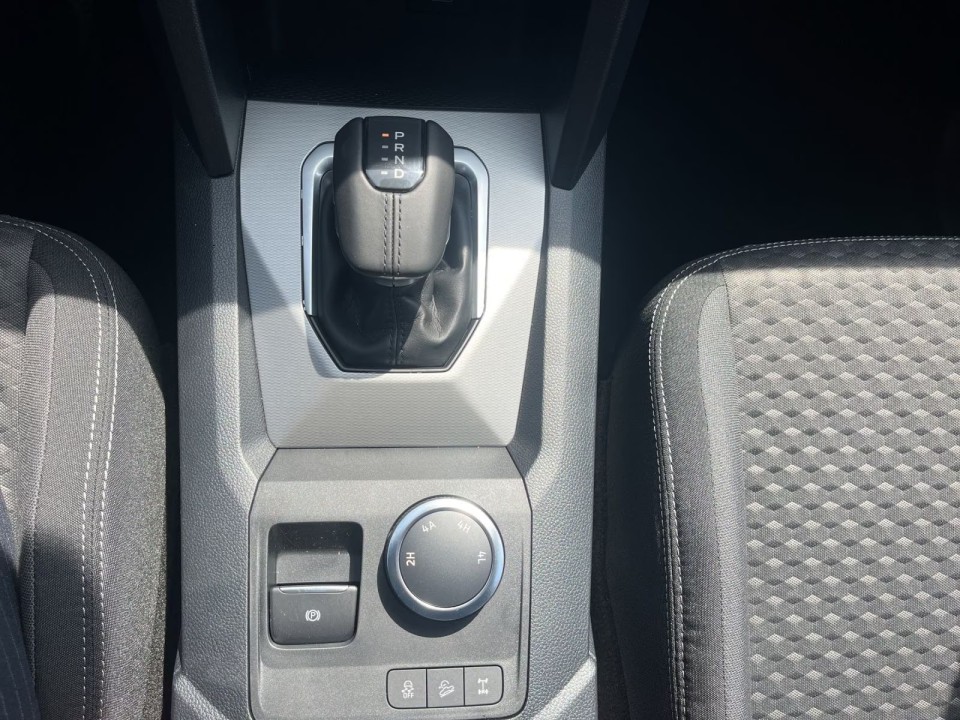 Volkswagen Amarok Life 2.0TDI DSG - foto 7