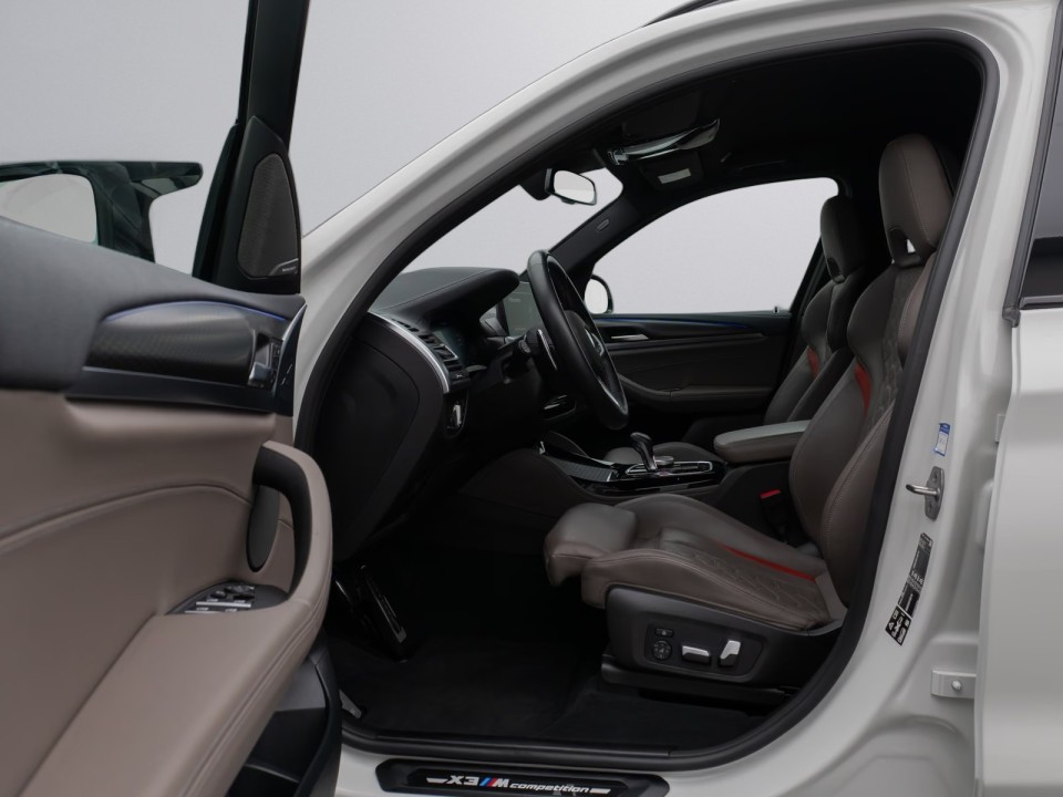 BMW X3 M Competition - foto 11