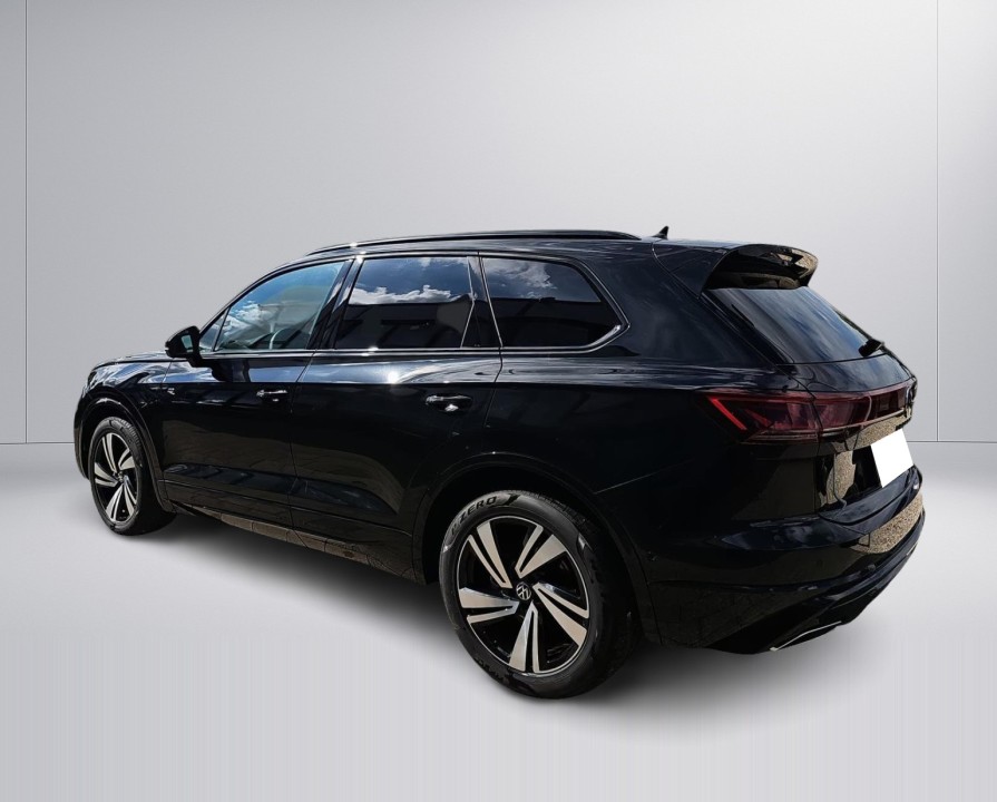 Volkswagen Touareg V6 TDI R-Line (5)