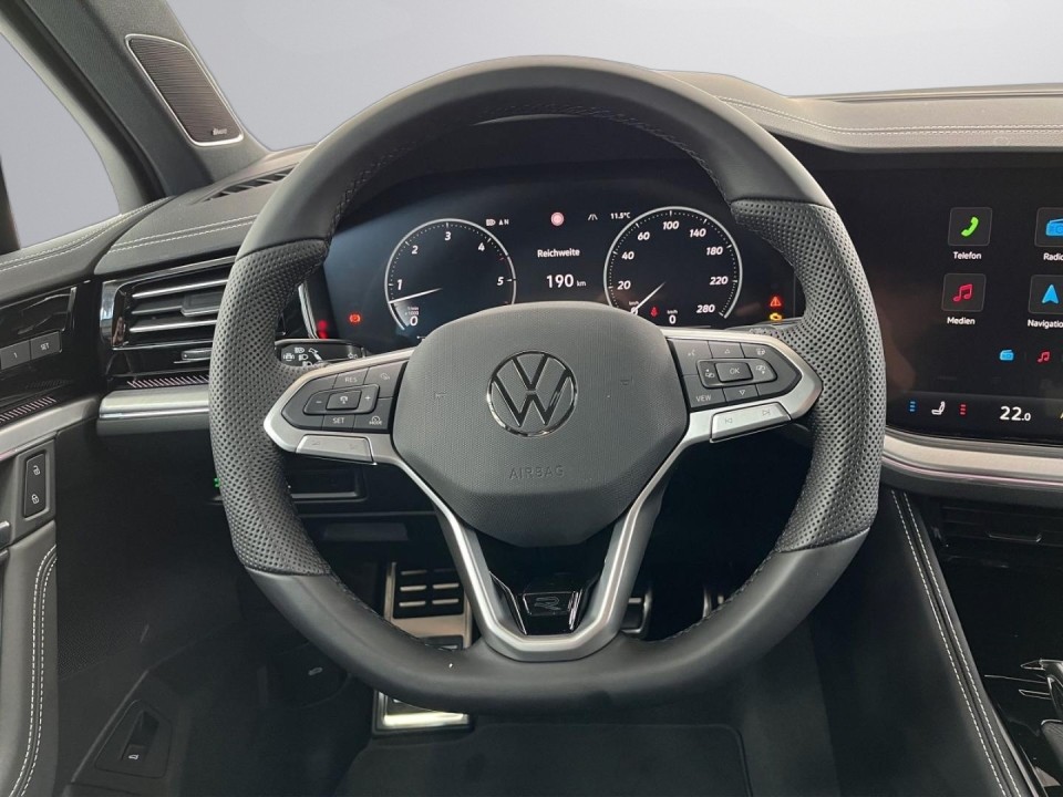 Volkswagen Touareg V6 TDI R-Line - foto 14