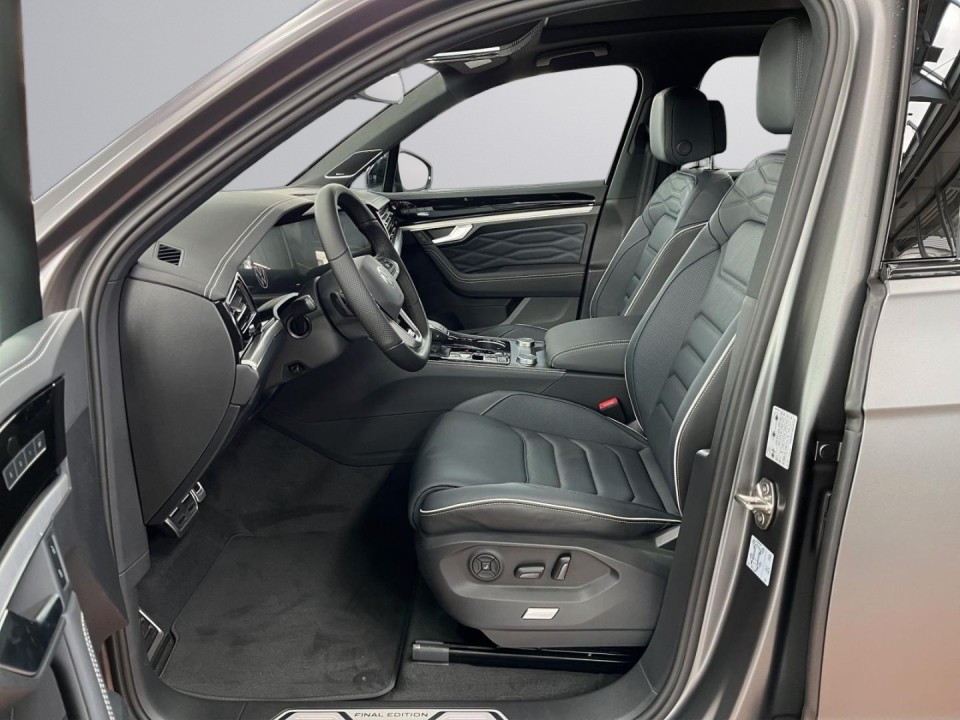 Volkswagen Touareg V6 TDI R-Line - foto 16