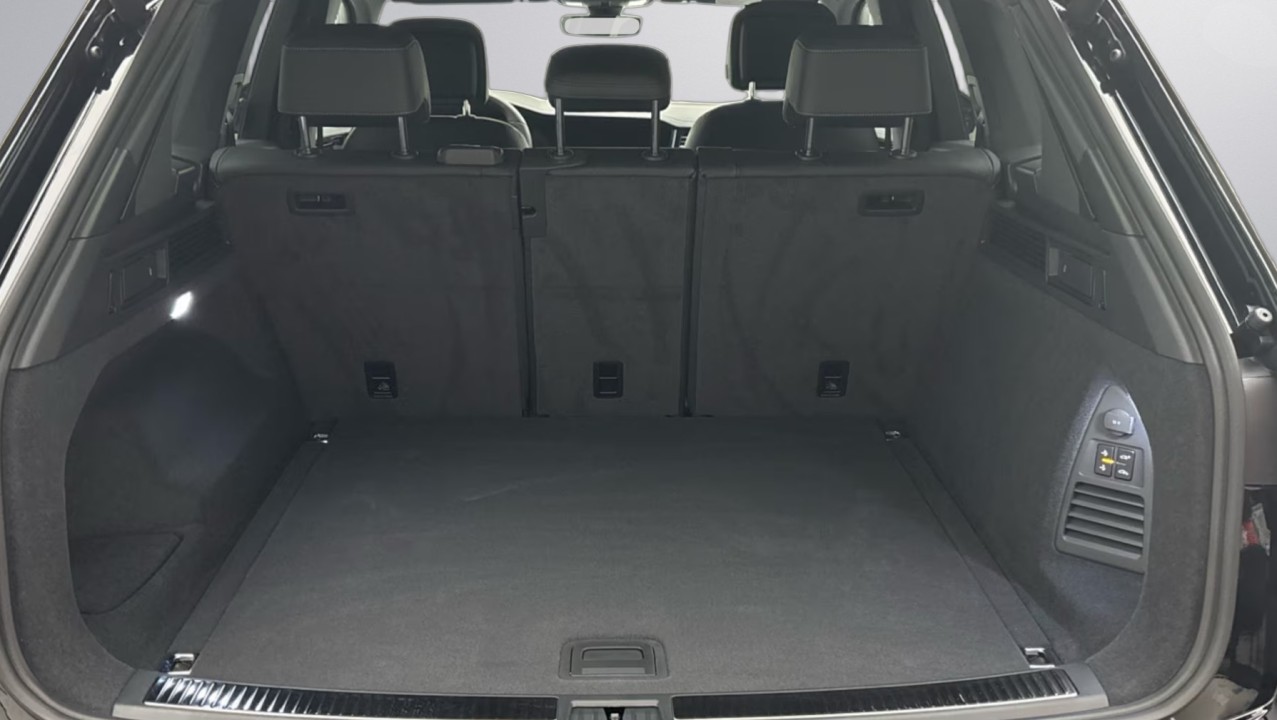 Volkswagen Touareg V6 TDI R-Line - foto 11