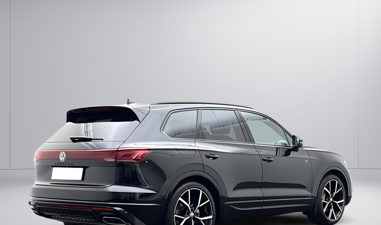 Volkswagen Touareg V6 TDI R-Line (4)
