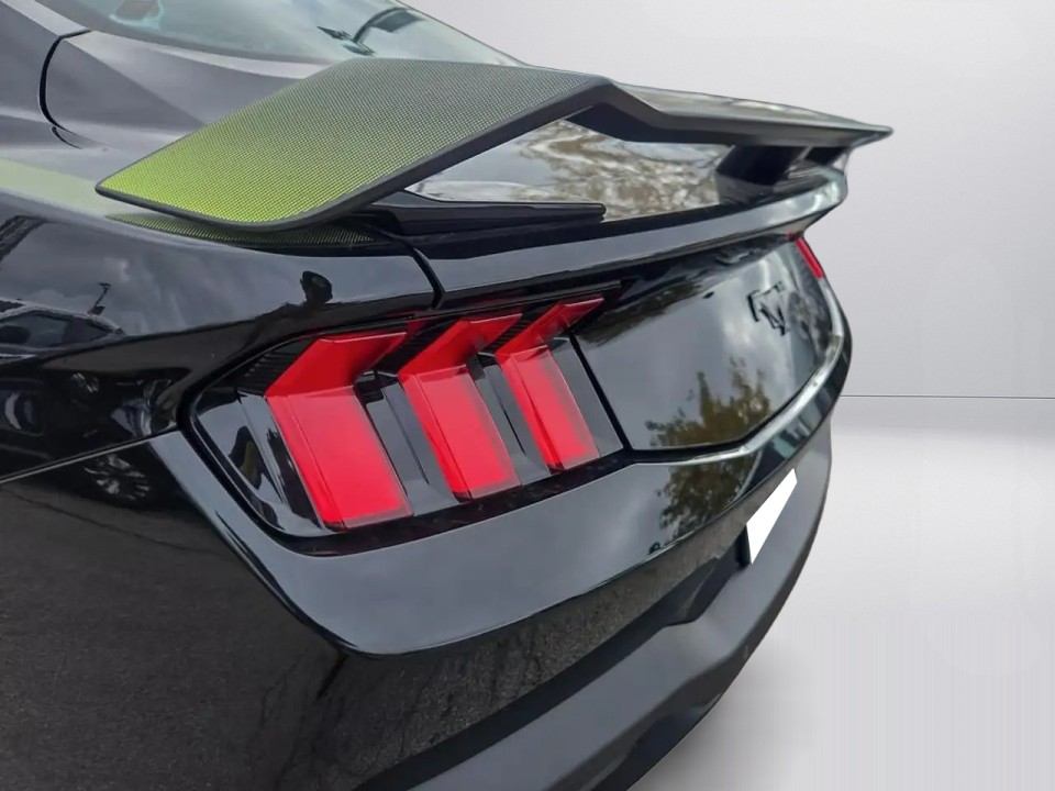 Ford Mustang - foto 23