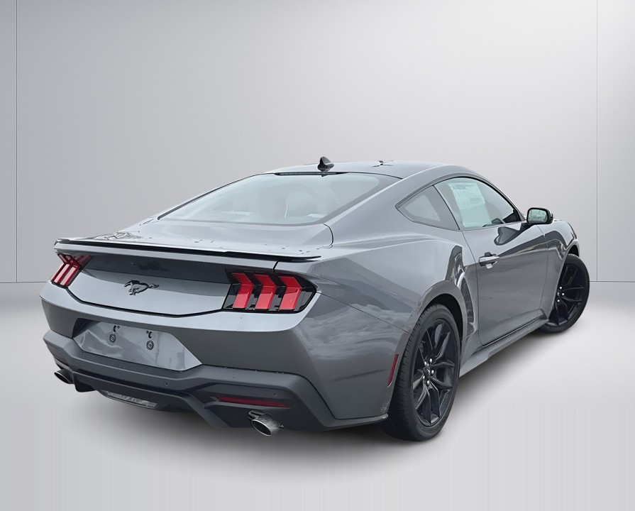 Ford Mustang - foto 6