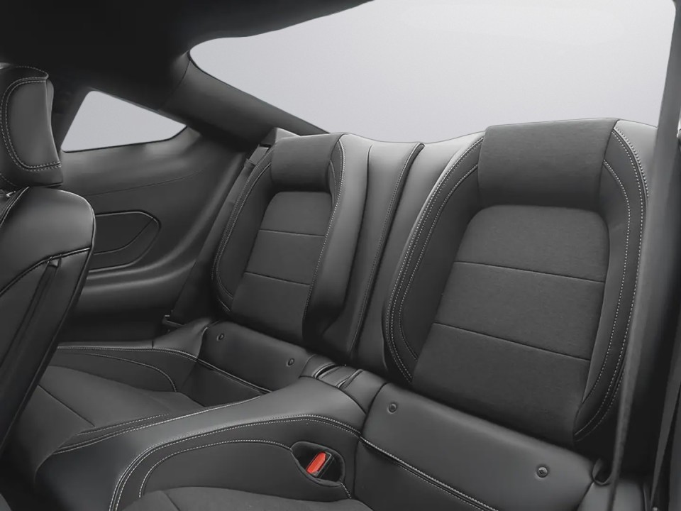 FORD Mustang 2026 — imagine 16