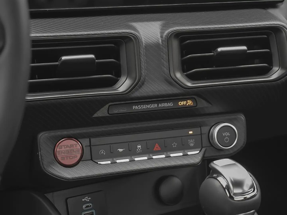 Ford Mustang - foto 15