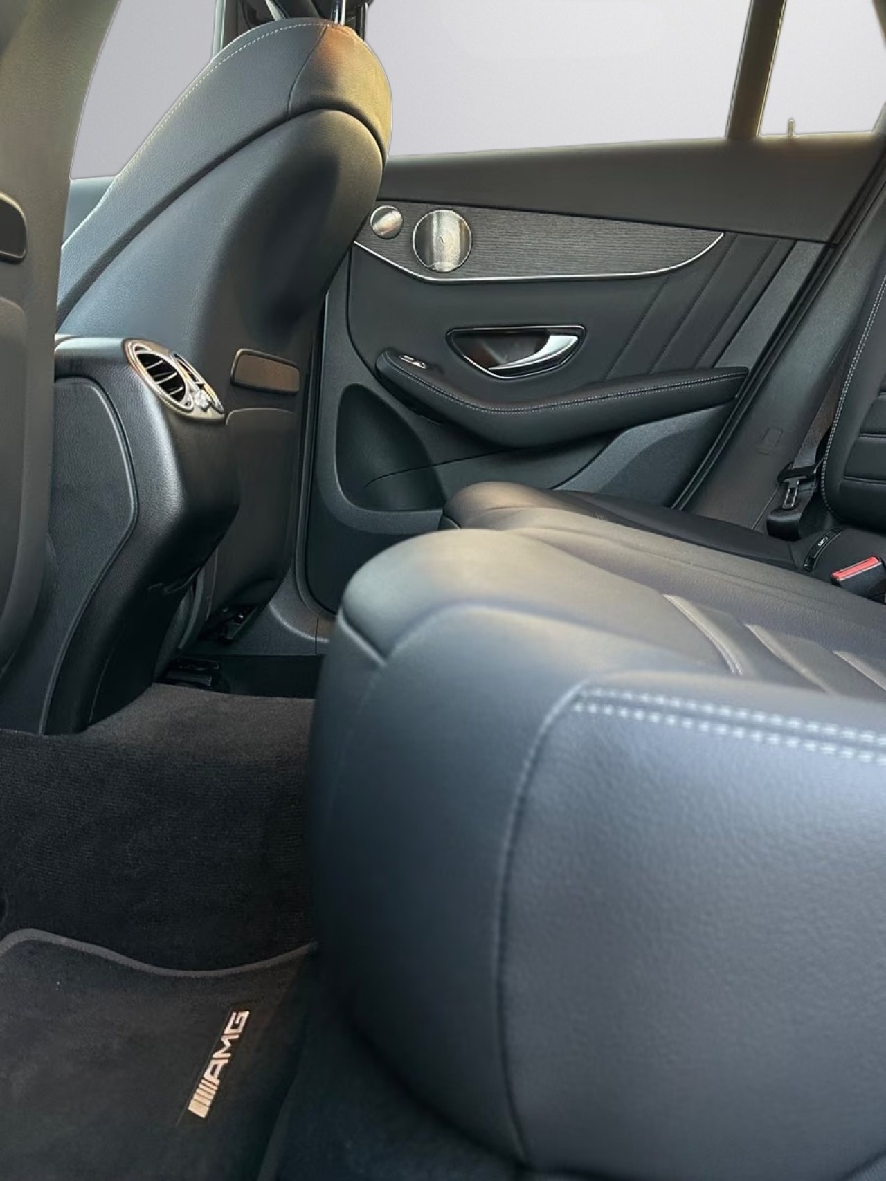 Mercedes-Benz GLC Coupé 300e 4MATIC AMG Line - foto 10