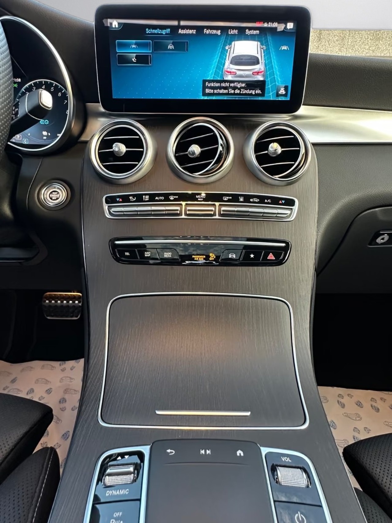 Mercedes-Benz GLC Coupé 300e 4MATIC AMG Line - foto 14