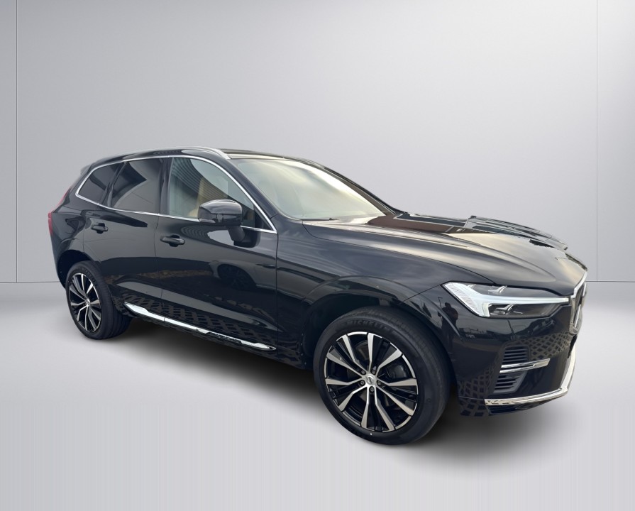Volvo XC 60 T8 Recharge AWD Ultimate Bright (2)